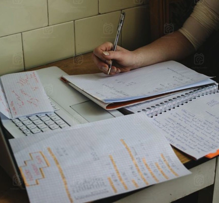 PARTIELS - ETUDIANTS DE 1E ANNÉE