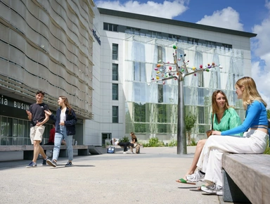 Rentrée 2024, Audencia développe ses programmes  à Nantes et Paris