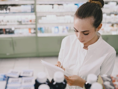 Audencia et l’Ecole des Métiers de l’Officine mettent en commun leurs expertises pour accompagner les pharmaciens dans leurs projets d’acquisition, d’installation et de gestion d’officine