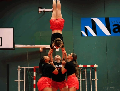 eloise ameye cheerleading