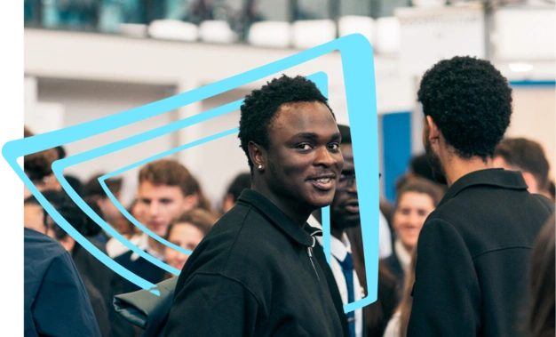 Un étudtiant d'Audencia souriant