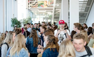 Audencia SciencesCom présente ses programmes aux lycéens et étudiants