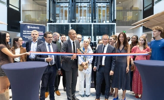coupé de ruban - inauguration Campus Paris Saint-Ouen - K. Bouamrane - S. Tran