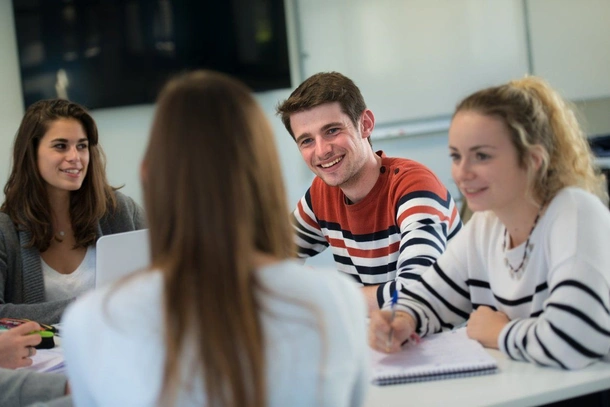 Programme Grande Ecole - AST2 sur Audencia.com