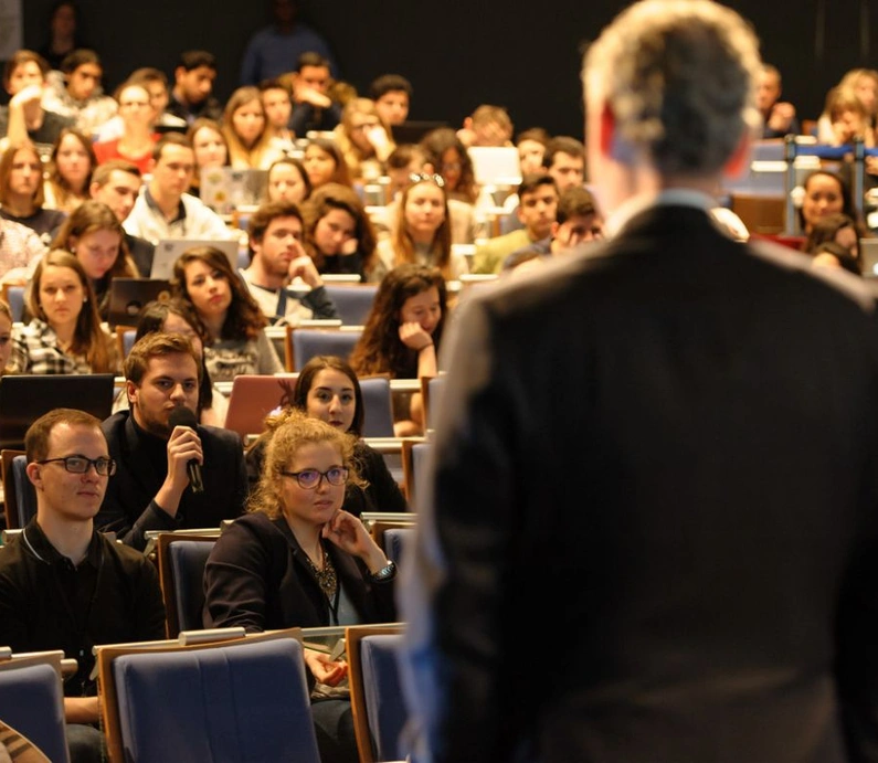 Management intermédiaire, moteur de l'innovation managériale