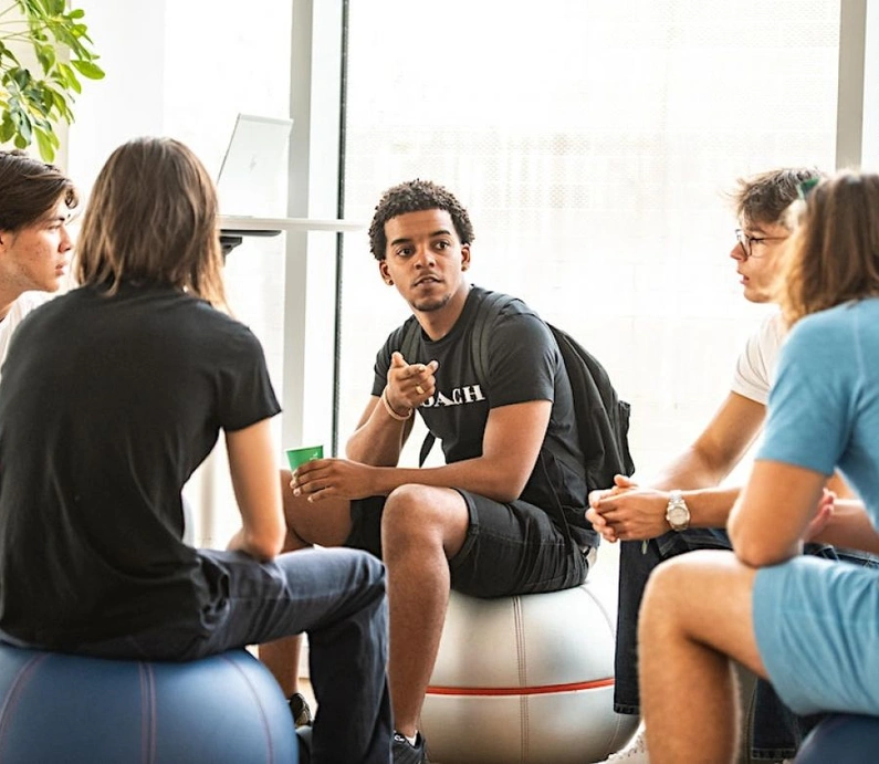 Après-midi au Bachelor Management de Projet en Design et Com